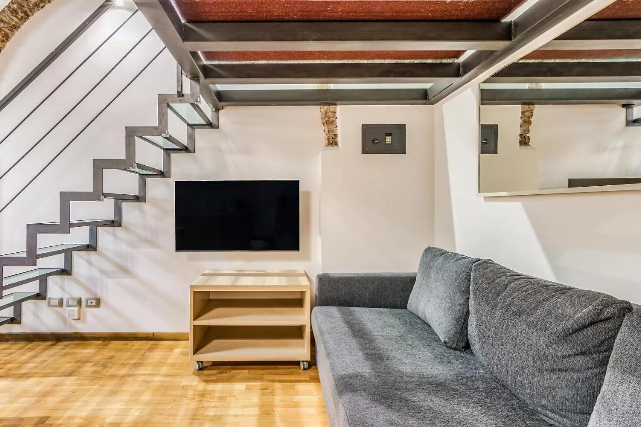Ferrari Apartment Mediolan