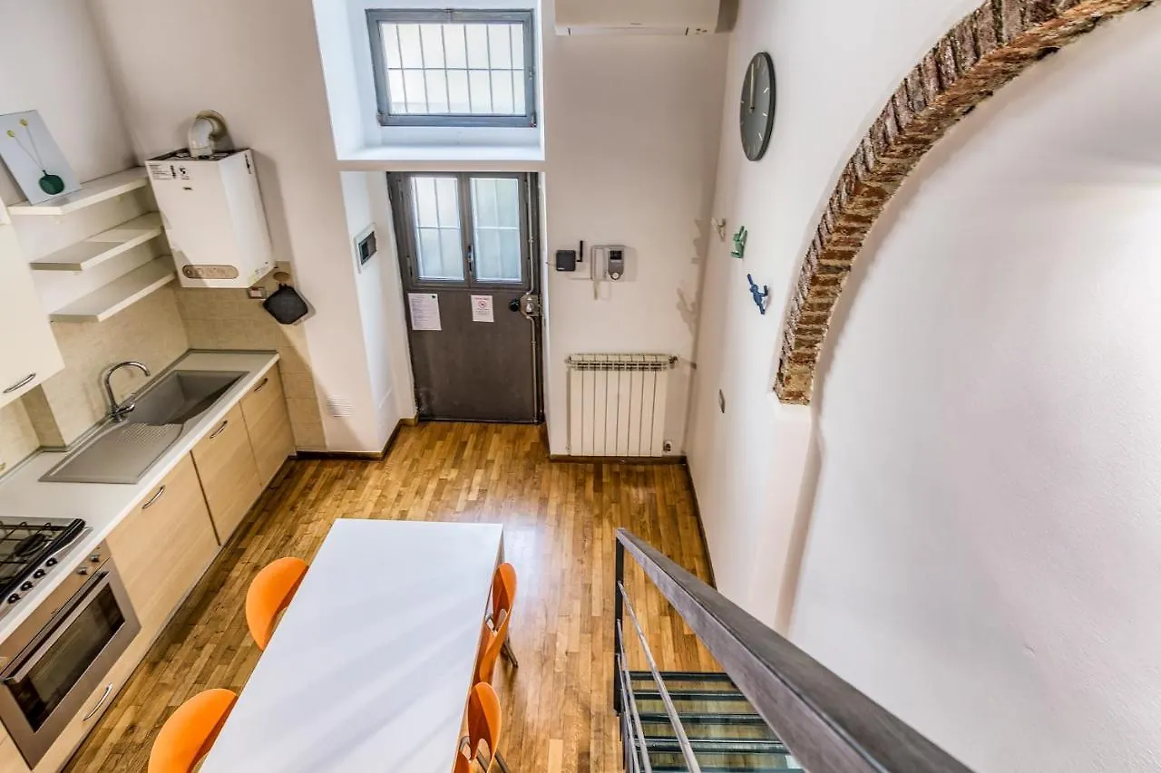 Ferrari Apartment Mediolan